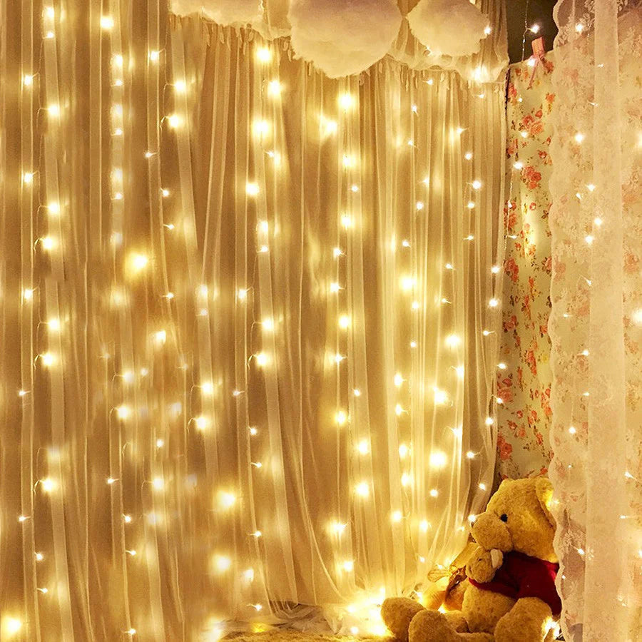 LED Icicle Curtain Lights – 3×3 m 8-Mode Fairy Light Garland | Trendorio Shop